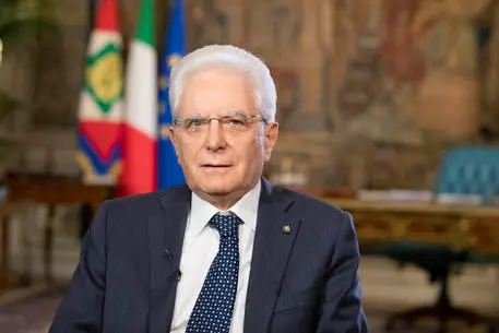 Mattarella positivo al Covid, rinvia impegni dei prossimi giorni
