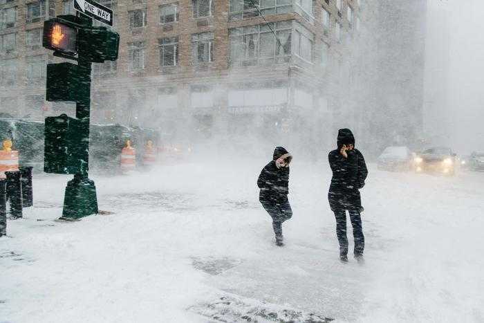Usa: tempesta d'inverno, New York -57 gradi, in arrivo lo 'snowmaggedon' apocalisse di neve, 2300 i voli cancellati, i dettagli