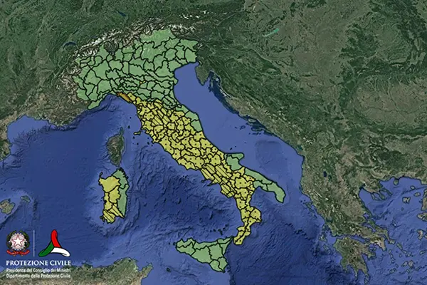 Allerta Meteo: avviso della Protezione Civile: stato di allerta in 13 regioni, ecco i dettagli