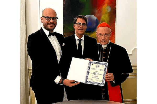 Il Cardinale Angelo Bagnasco è stato nominato Presidente del Comitato Scientifico dell’Istituto Nazionale Azzurro.