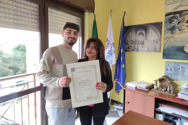 Scuole Virtuose. IIS Petrucci Ferraris Maresca e la storia di Giovanni Iemma