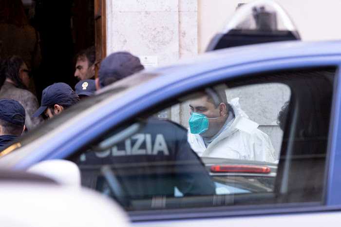 Femminicidio. Donna uccisa a Roma davanti a un ristorante, arrestato l'ex