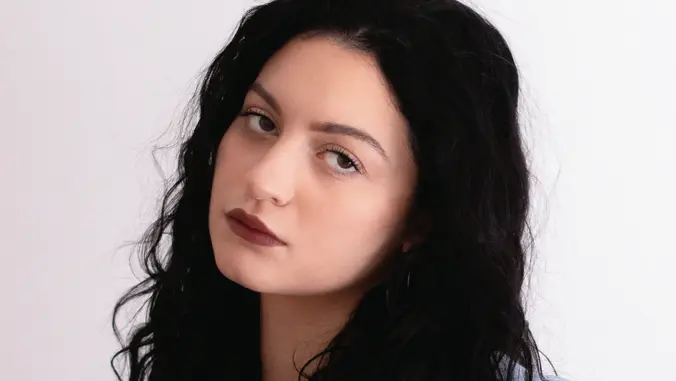 L'attivista Valeria Fonte sarà ospite alla libreria Ubik di Catanzaro per presentare il suo libro "Ne uccide più la lingua"