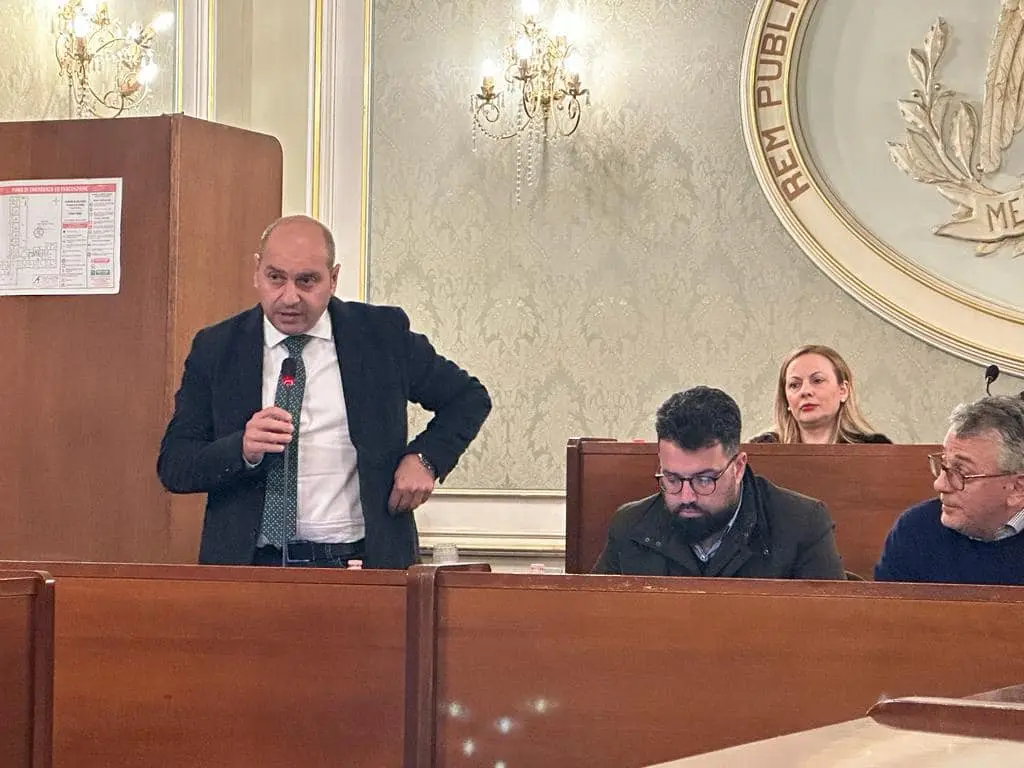 Licenziamento dei dipendenti di Pubbliservizi,  interrogazione urgente del deputato regionale Giuseppe Zitelli (FdI)