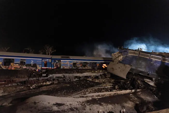 Tragedia in. Grecia: scontro tra due treni, almeno 32 morti e 85 feriti