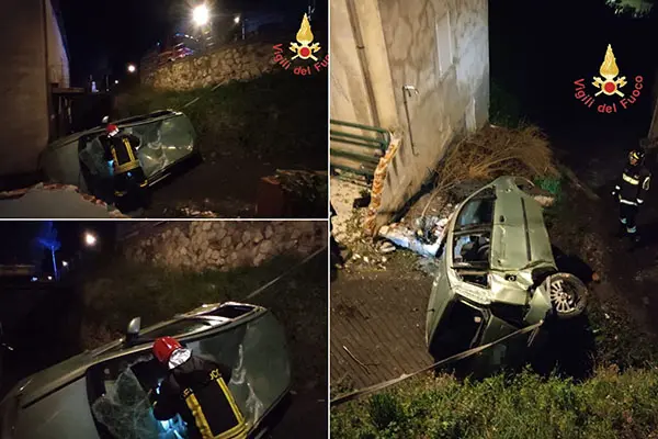 Incidenti Stradali. Auto impatta violentemente sul muro, i Vvf estraggono uomo dalle lamiere è stato affidato al 118