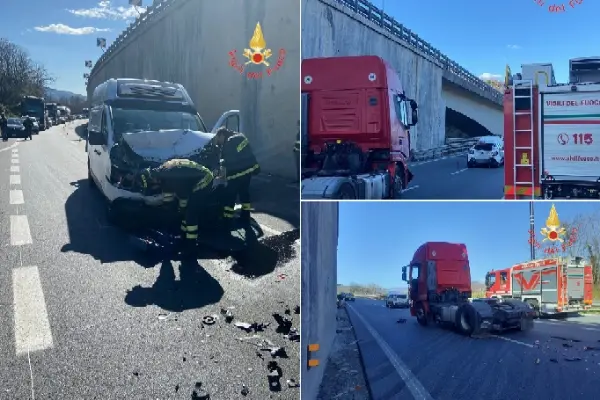 Grave incidente mortale sull'autostrada A2 del Mediterraneo intervento dei vf