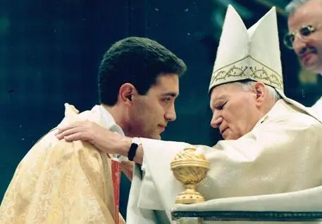 Attilio Nostro Vescovo Mileto celebra il 30esimo della sua ordinazione sacerdotale nella Basilica Cattedrale