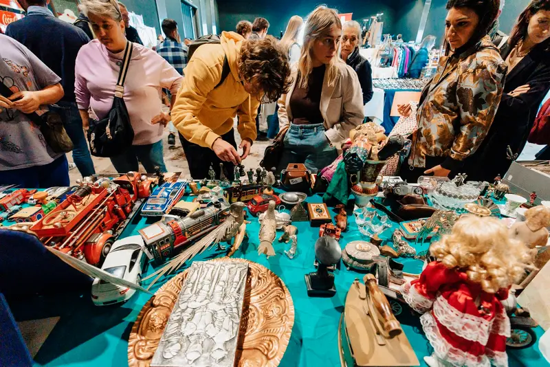 East Market, i sapori di Little Italy nel tempio del vintage
