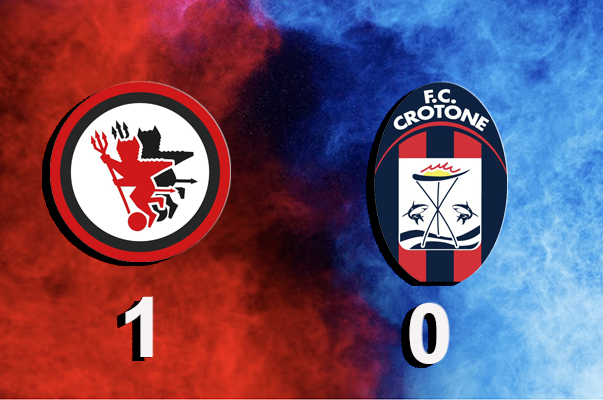 Calcio. Serie C, Playoff: Foggia-Crotone 1-0. il commento intervista post-partita del tecnico e Presidente. (Highlights-video)