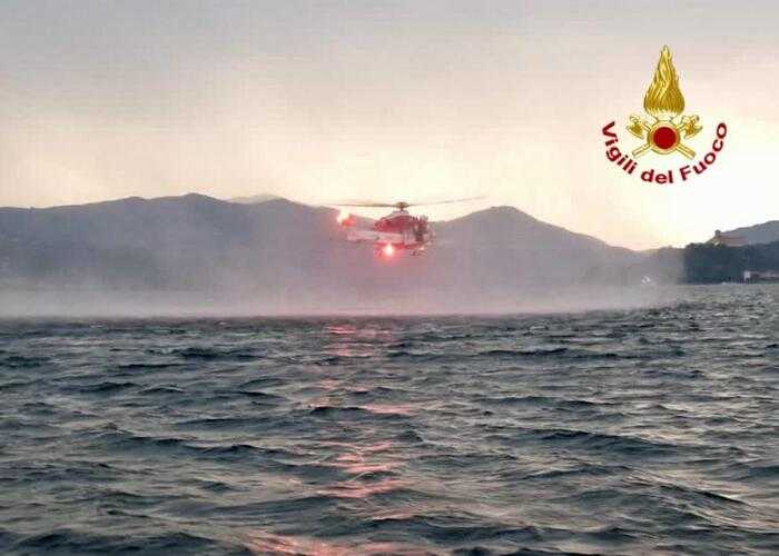 Tragedia sul Lago Maggiore: House-boat capovolge durante violento temporale, 4 morti. Video. I dettagli