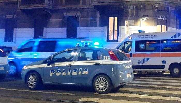 Scandalo a Verona: Poliziotti violenti trattano vittime come stracci per pulire l'urina. I dettagli