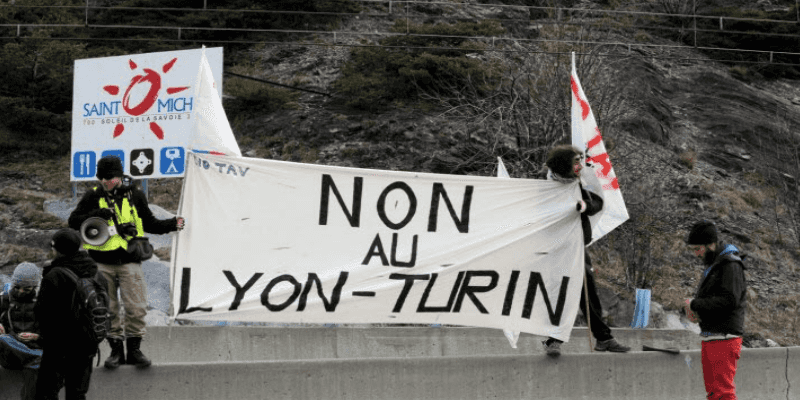 Francia: Tav Lione Torino scontri tra manifestanti e polizia