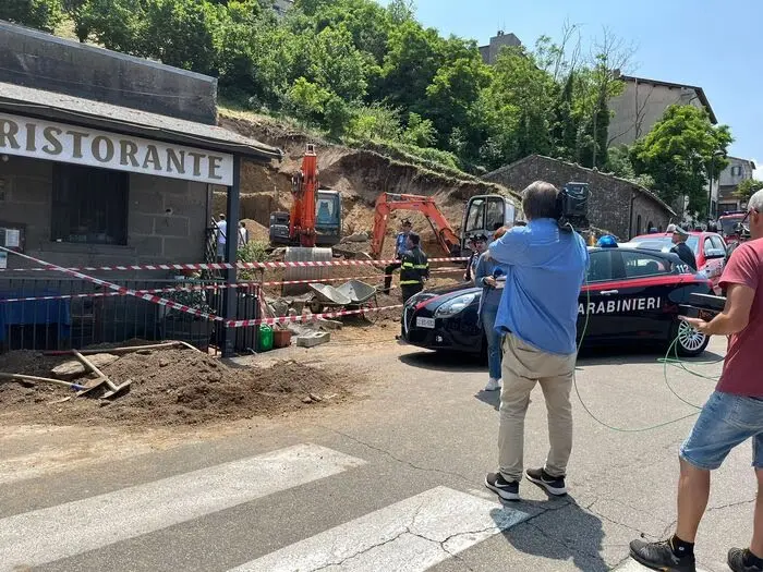 Tragedia a Montefiascone: frana dietro a un ristorante causa la morte del proprietario