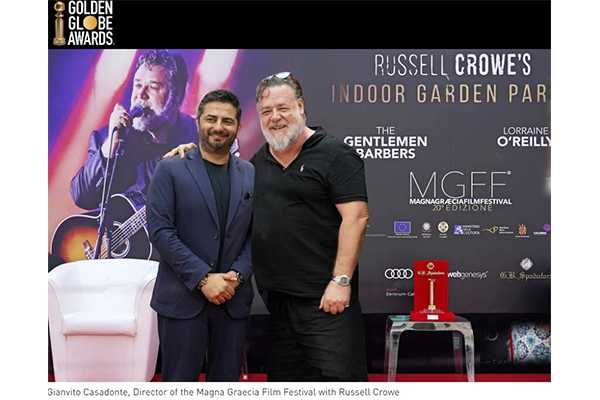 Russell Crowe e il Magna Graecia Film Festival: Una Sinergia di Successo ai Golden Globe