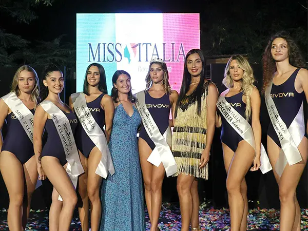 Glamour e Bellezza: Carlotta Caputo è la Nuova Regina di Miss Italia Calabria al Glauco Beach Club di Soverato