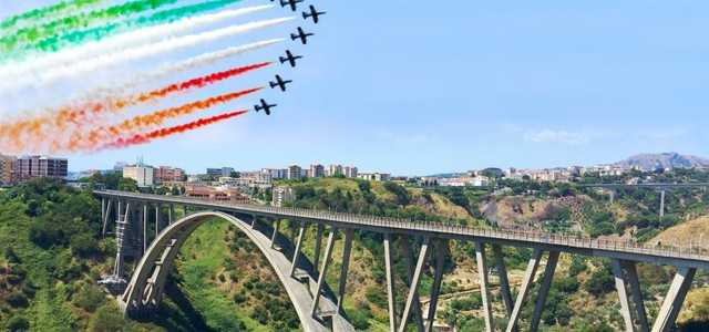 Le Frecce Tricolore sorvolano Catanzaro: dal centro fino a Lido il 31 luglio