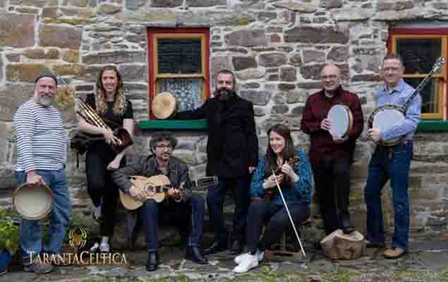 Al XX Festival d’autunno l’ipnotica energia della tarantella sposa le sonorità tradizionali irlandesi con Taranta Celtica. Il concerto il 24 agosto a Montauro