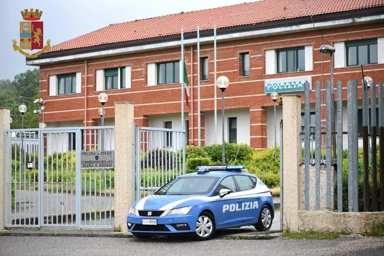 Tentato suicidio e aggressione: umo salvato e arrestato in centro accoglienza nel vibonese