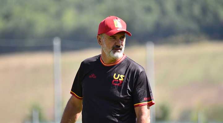 Calcio Catanzaro-Udinese: Vivarini motiva la squadra per un importante test in Coppa Italia. Tutti i dettagli
