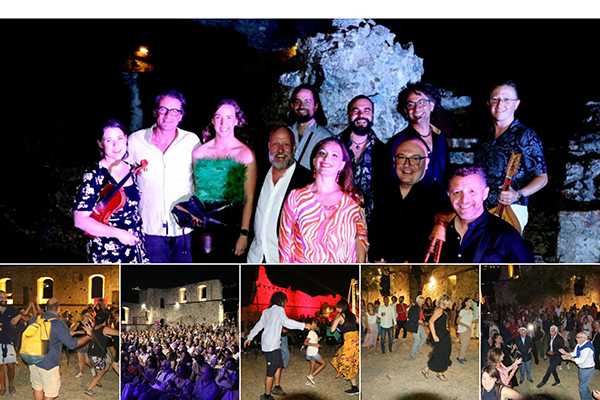 XX Festival d’autunno, ennesimo sold out con i ritmi travolgenti e i balli scatenati del pubblico per la prima nazionale di TarantaCeltica alla Grangia Sant’Anna di Montauro. Video