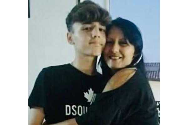 Terzo furto a panchina dedicata a Ciro Modugno, mamma Nunzia: “Sono molto delusa, lasciateci dignità di affrontare nostro dolore”