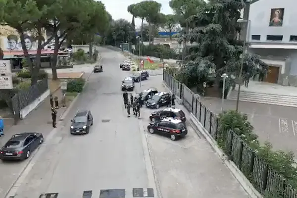 Stupri a Caivano: 9 misure cautelari per cugini accusati - Conferenza stampa in procura alle 11