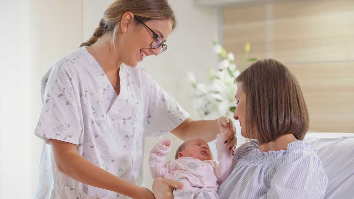 Nursing Up De Palma: «Mancano all’appello le ostetriche? Ecco spuntare dal nulla la nuova figura dell’assistente materna.