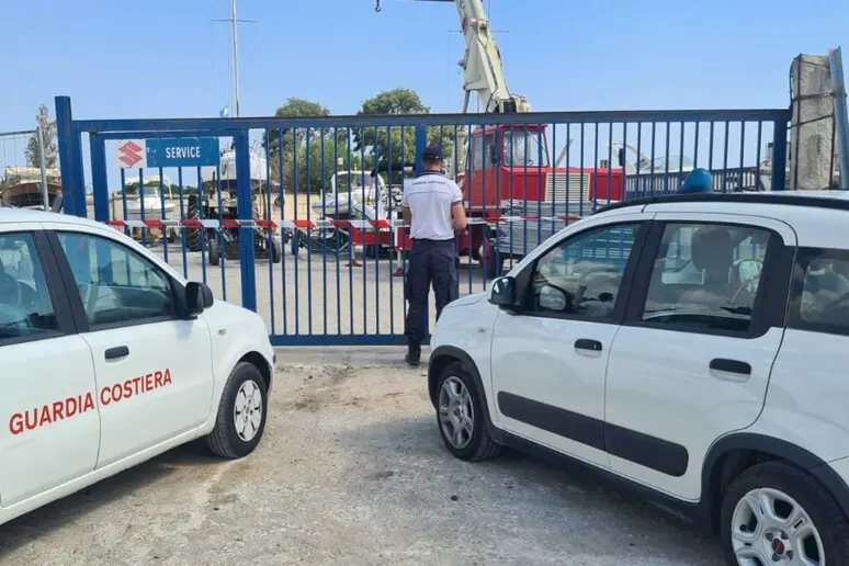 Guardia Costiera sequestra 4 cantieri a Catanzaro. Tutti i dettagli