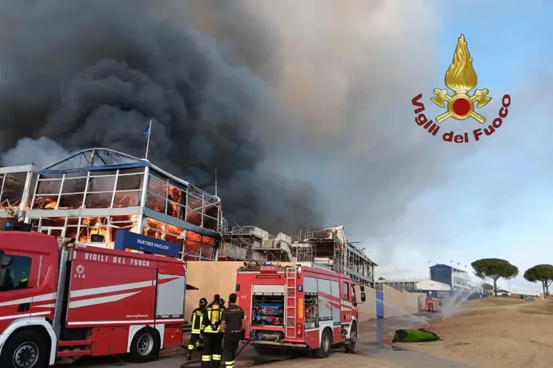 Emergenza Incendio al Club Marco Simone: Intervento in Corso