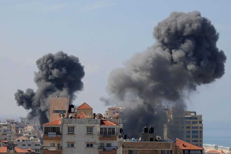 Guerra. Reazioni globali all'offensiva di Hamas: solidarietà a Israele, Iran e Libano in disaccordo, chiamate alla tregua da Russia e Arabia Saudita