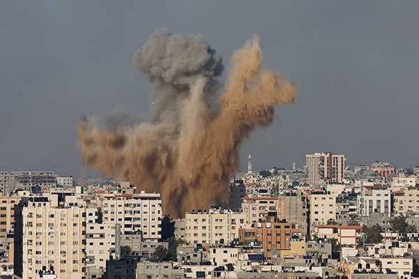 Guerra. Conflitto in Medio Oriente: Israele sotto attacco da Hamas - Analisi e implicazioni tecnologiche