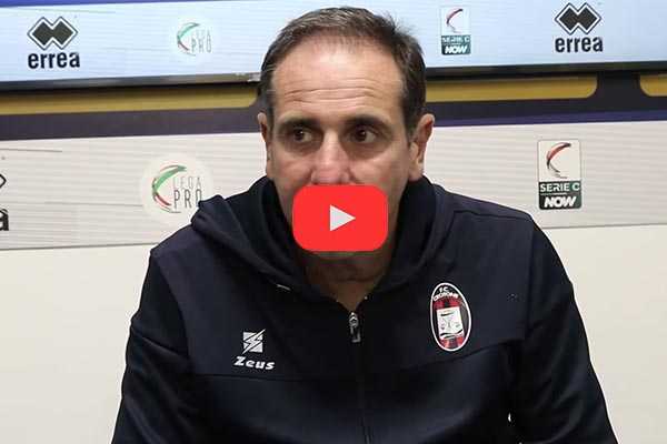 Calcio Serie C. "Ribalta e determinazione: mister Zauli analizza la cruciale vittoria del Crotone su Giugliano”. Video