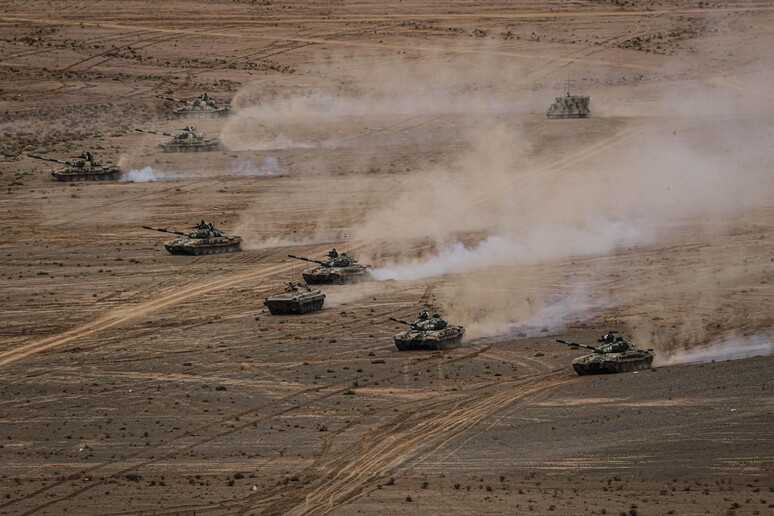 Guerra. Israele intensifica le operazioni in Striscia di Gaza, colpisce 450 obiettivi di Hamas
