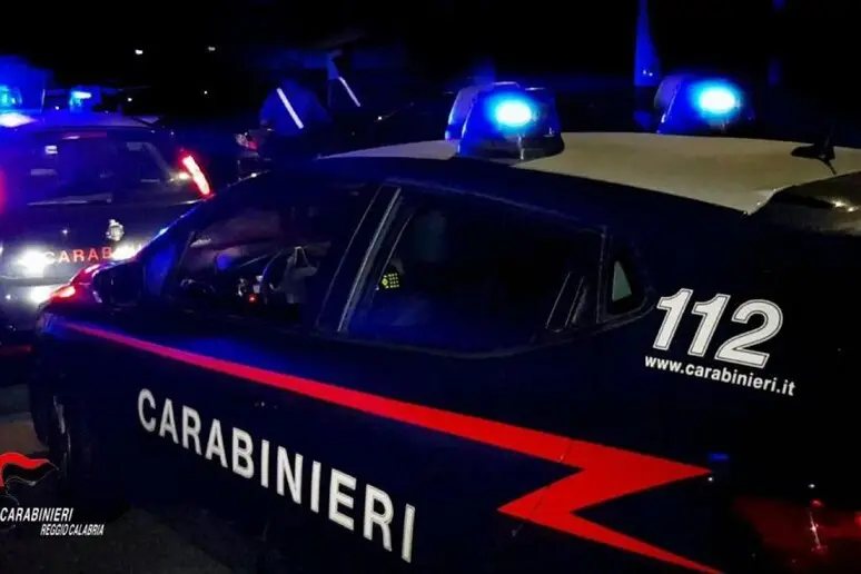 Sparatoria con pistola a salve a Oppido Mamertina, denunciato 18enne