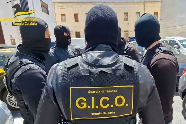 Blitz, decapitata la cosca Borghetto-Latella: 26 arresti nell'operazione "Garden" contro la 'Ndrangheta calabrese