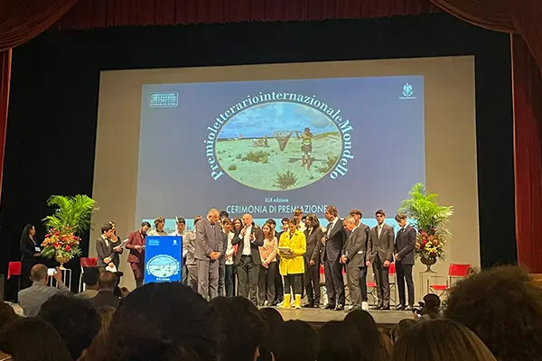 Scuola. Premio Mondello studenti del Liceo Telesio chiamati a rappresentare la Calabria