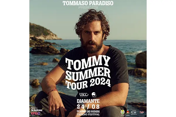 È Tommaso Paradiso il primo grande nome dell’estate a Diamante. Il 24 agosto la tappa in esclusiva regionale del Tommy Summer tour