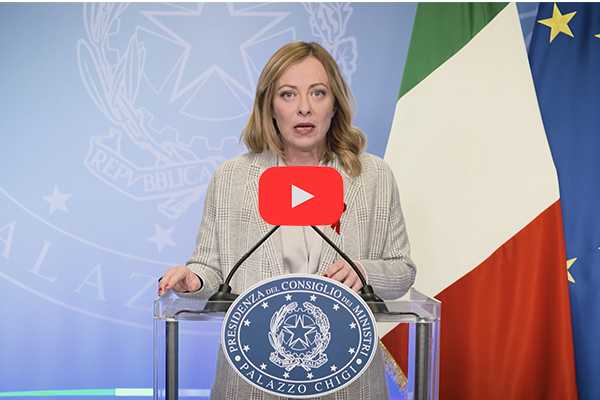 Premier Giorgia Meloni annuncia un incremento di 21 miliardi di euro nel PNRR per stimolare l'economia italiana. Video