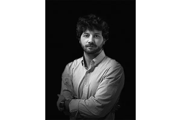 Emanuele Santalena, design esclusivo tra forme, colori e materiali