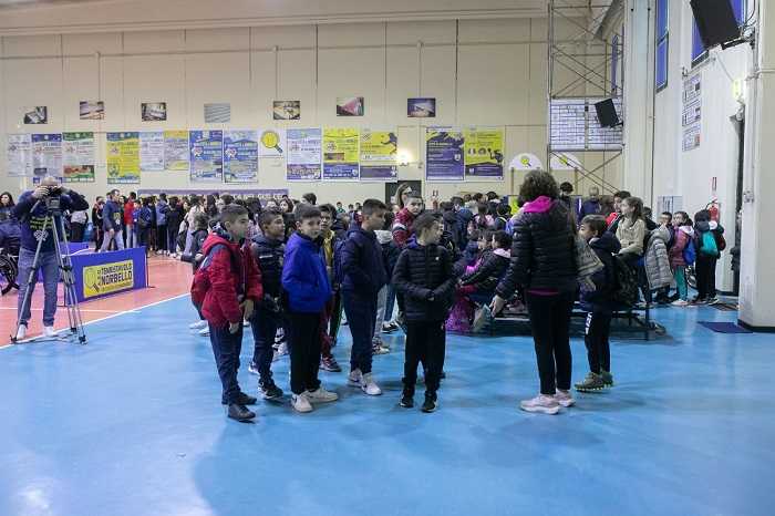 Tennistavolo Norbello: altro pieno di studenti estasiati per la 8^ Giornata Paralimpica nel Guilcer