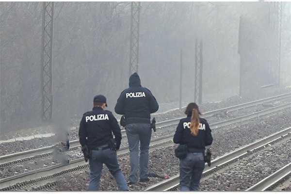 Tragico incidente ferroviario nel mantovano: uomo e donna travolti da un treno in aperta campagna. I dettagli