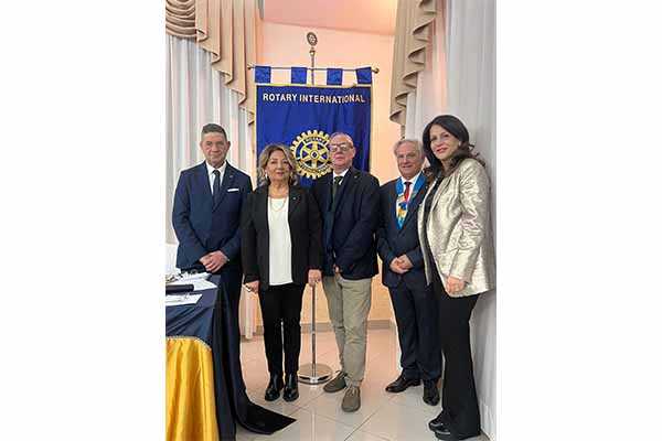 “Spillati” nuovi soci al Rotary club di Reggio Calabria Est