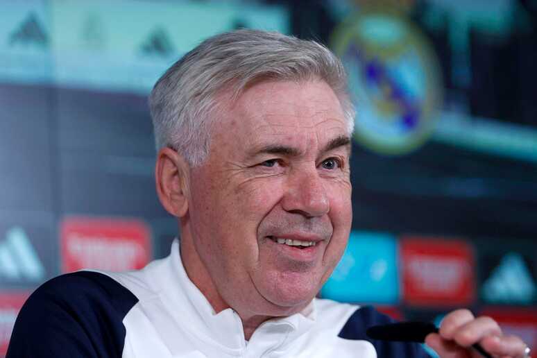 Carlo Ancelotti prolunga il suo contratto con il Real Madrid fino al 2026