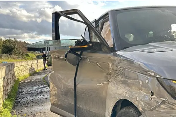 Incidente sull'autostrada A2 coinvolge il Presidente Regionale: Roberto Occhiuto e il suo staff