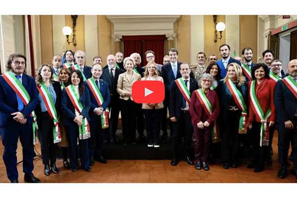 Impegno comune per la rinascita: Giorgia Meloni e Ursula von der Leyen dichiarano risorse e velocità a Forlì - Video