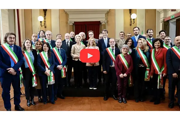 Impegno comune per la rinascita: Giorgia Meloni e Ursula von der Leyen dichiarano risorse e velocità a Forlì - Video