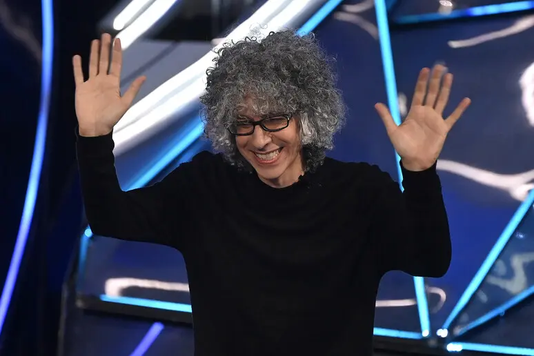 Emozioni e Spettacolo: Sanremo 2024, una Notte di Incanto e Commozione all'Ariston