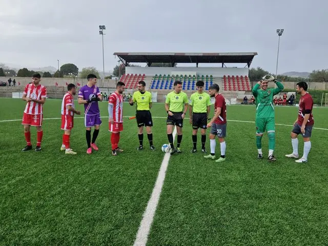 Ardore-Calcio. Gli amaranto rimangono attaccati alla vetta. Demolito (5-0) il Melicucco.