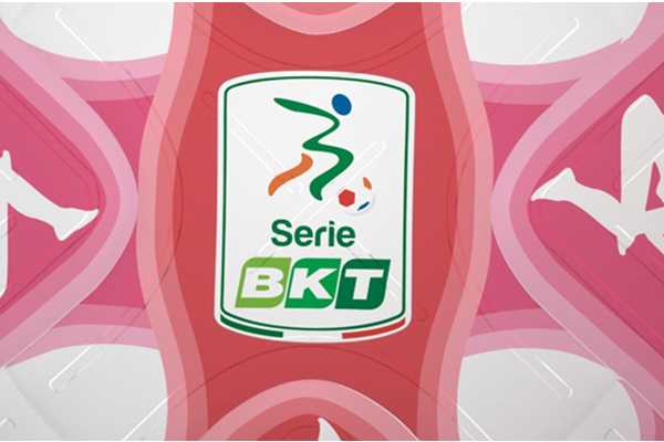 Calcio Serie BKT. Il sogno e la sfida: la corsa per la Serie A e la battaglia per la salvezza